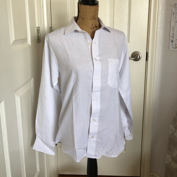 White button front - Picture 2 of 2